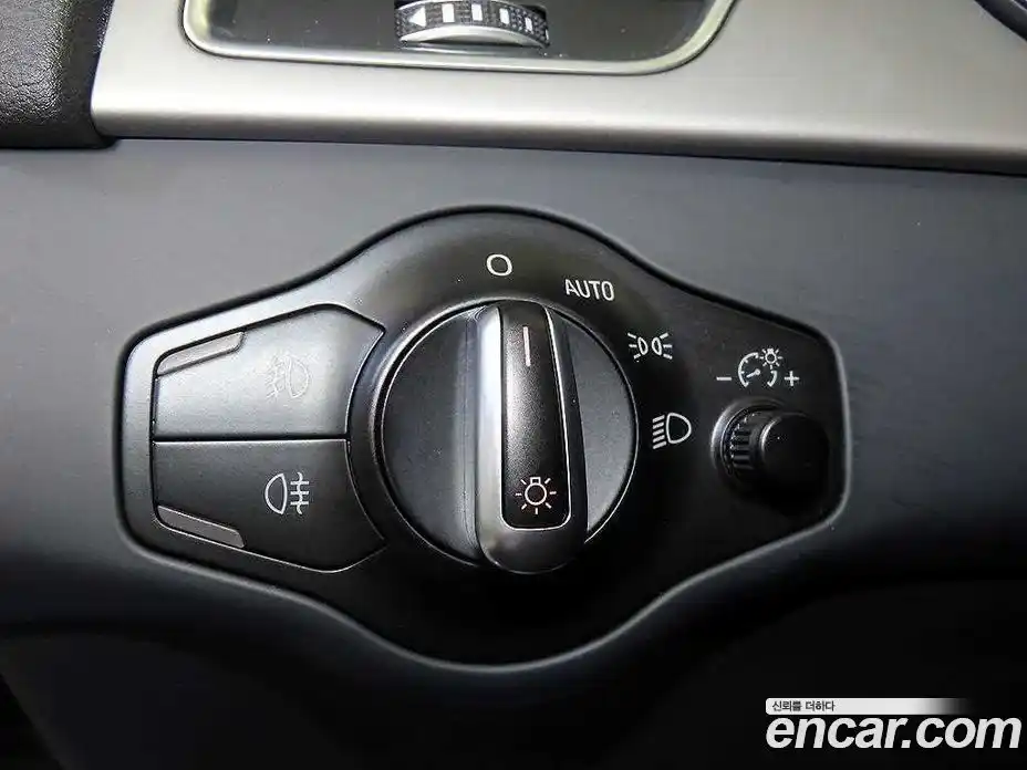 Audi A4 2015 2.0 Автомат в Москве № 164028, фото 14