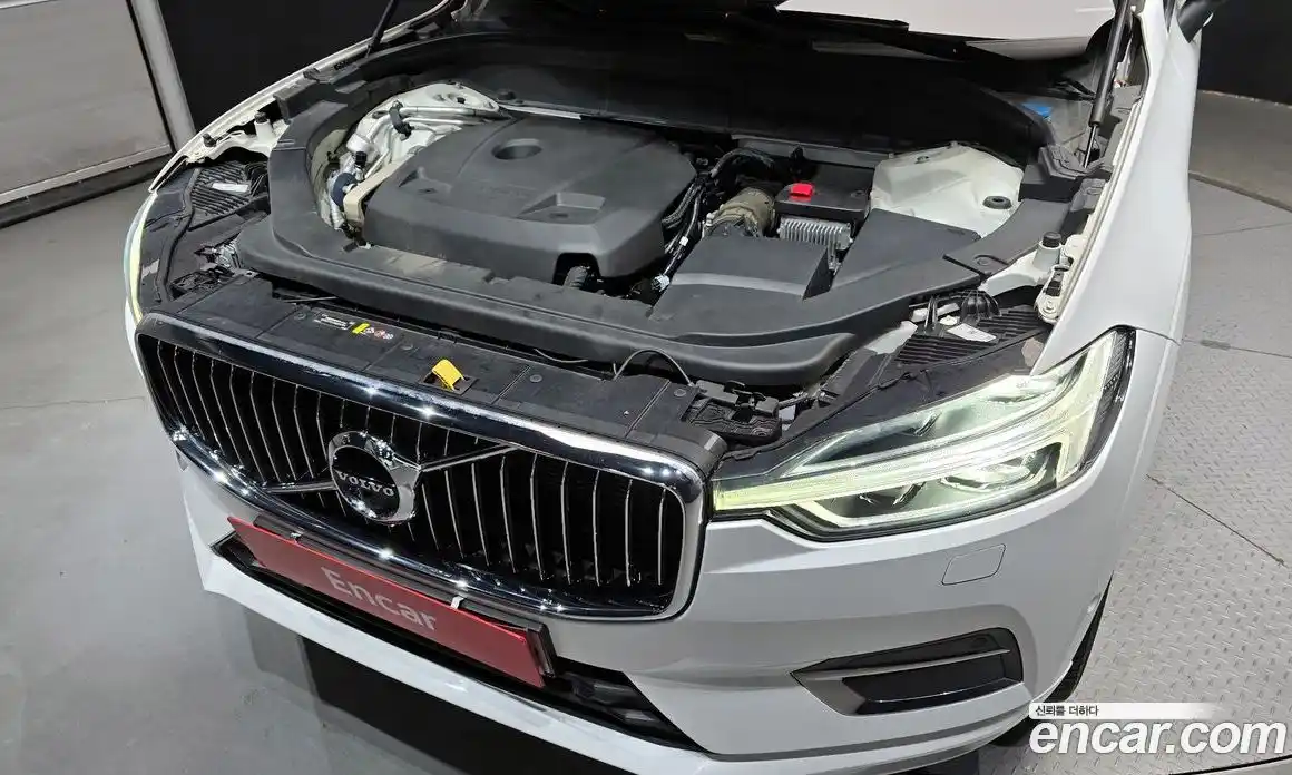 Volvo XC60 2020 2.0 Автомат в Москве № 164478, фото 11
