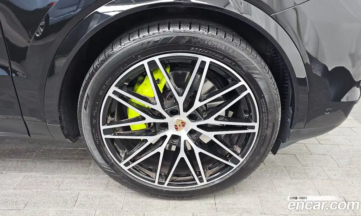 Porsche Cayenne 2025 3.0 Автомат в Москве № 165094, фото 11