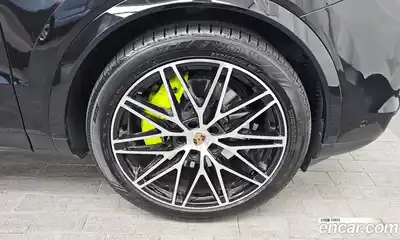 Porsche Cayenne 2025 3.0 Автомат в Москве № 165094, миниатюра 11