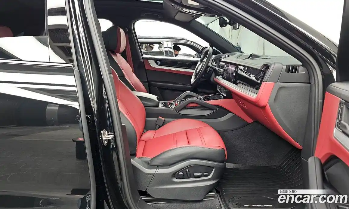 Porsche Cayenne 2025 3.0 Автомат в Москве № 165094, фото 15