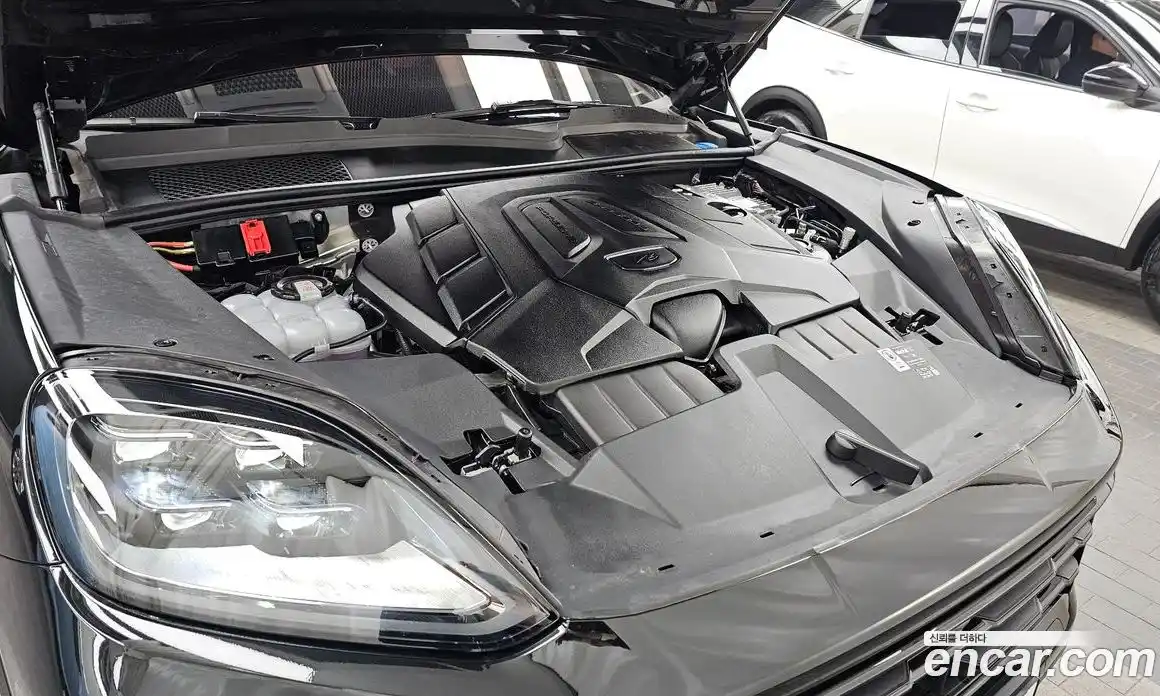 Porsche Cayenne 2025 3.0 Автомат в Москве № 165094, фото 16