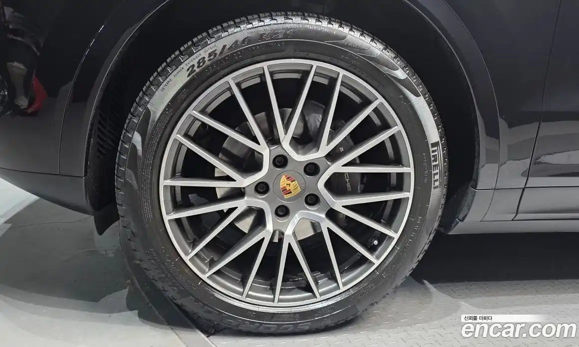 Porsche Cayenne 2021 3.0 Автомат в Москве № 165197, фото 5