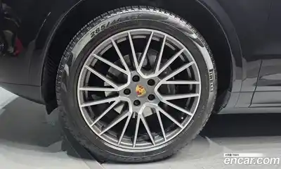 Porsche Cayenne 2021 3.0 Автомат в Москве № 165197, миниатюра 5