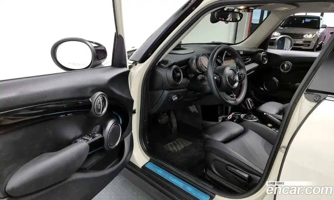 Mini Cooper 2020 2.0 Автомат в Москве № 167145, фото 11