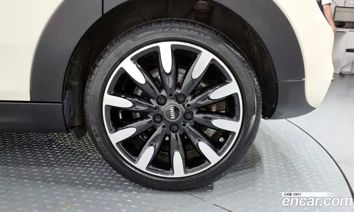 Mini Cooper 2020 2.0 Автомат в Москве № 167145, фото 19