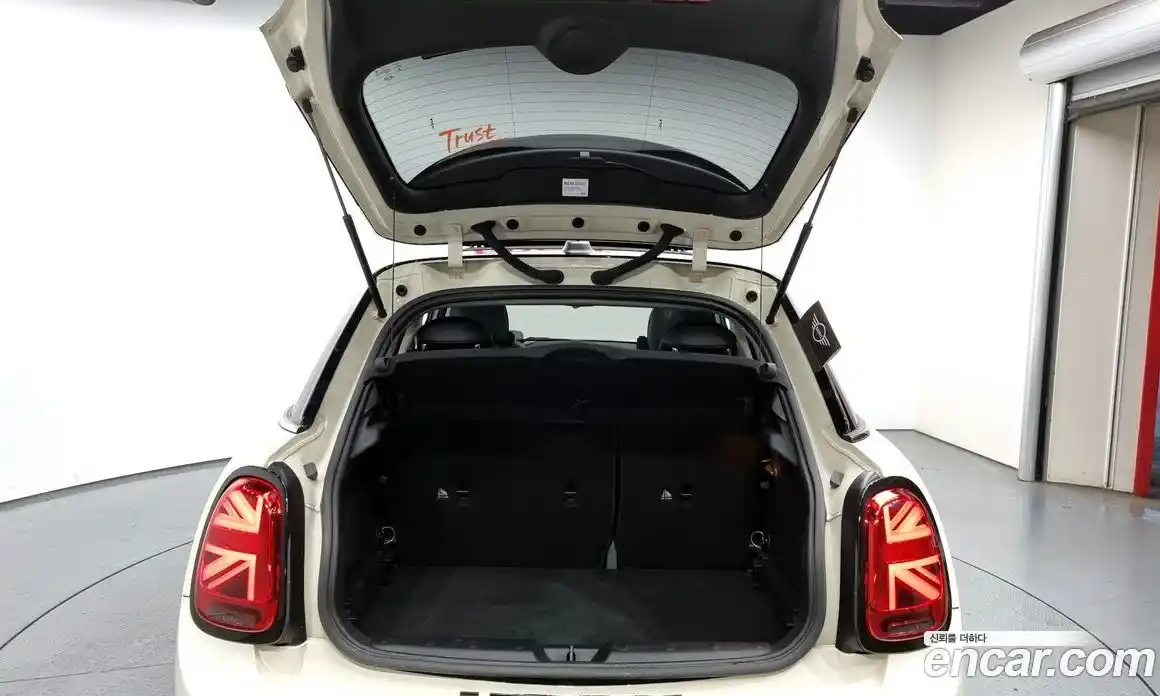 Mini Cooper 2020 2.0 Автомат в Москве № 167145, фото 20