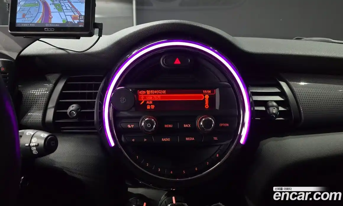 Mini Cooper 2015 1.5 Автомат в Москве № 167217, фото 14