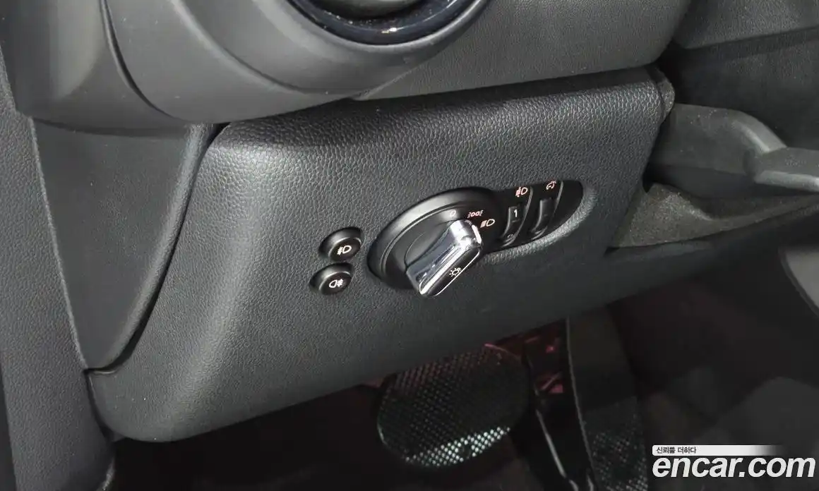 Mini Cooper 2015 1.5 Автомат в Москве № 167217, фото 18