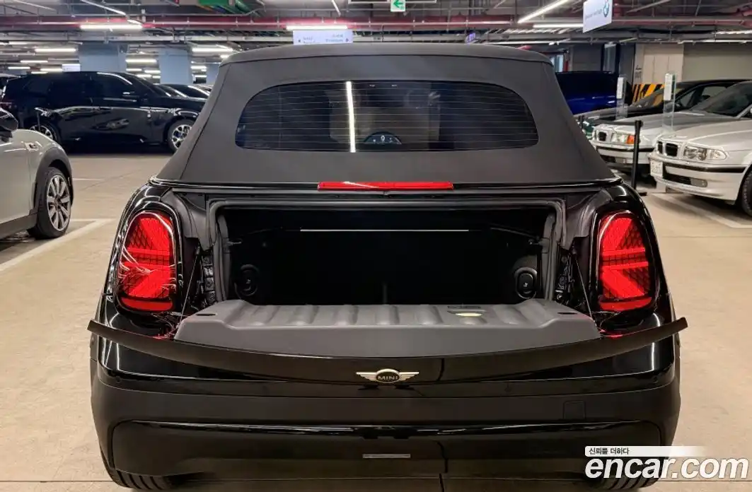 Mini Cooper Convertible 2025 2.0 Автомат в Москве № 167354, фото 19