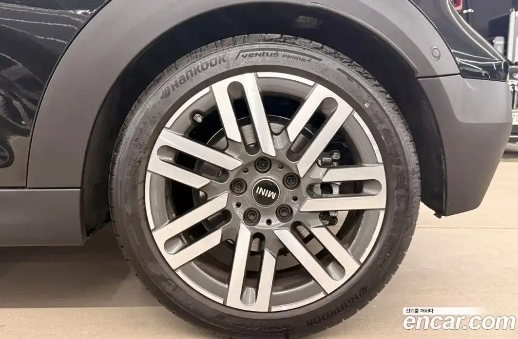 Mini Cooper Convertible 2025 2.0 Автомат в Москве № 167354, фото 5