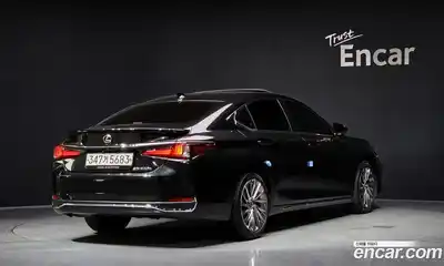 Lexus ES 2026 2.5 Автомат в Москве № 168005, миниатюра 11