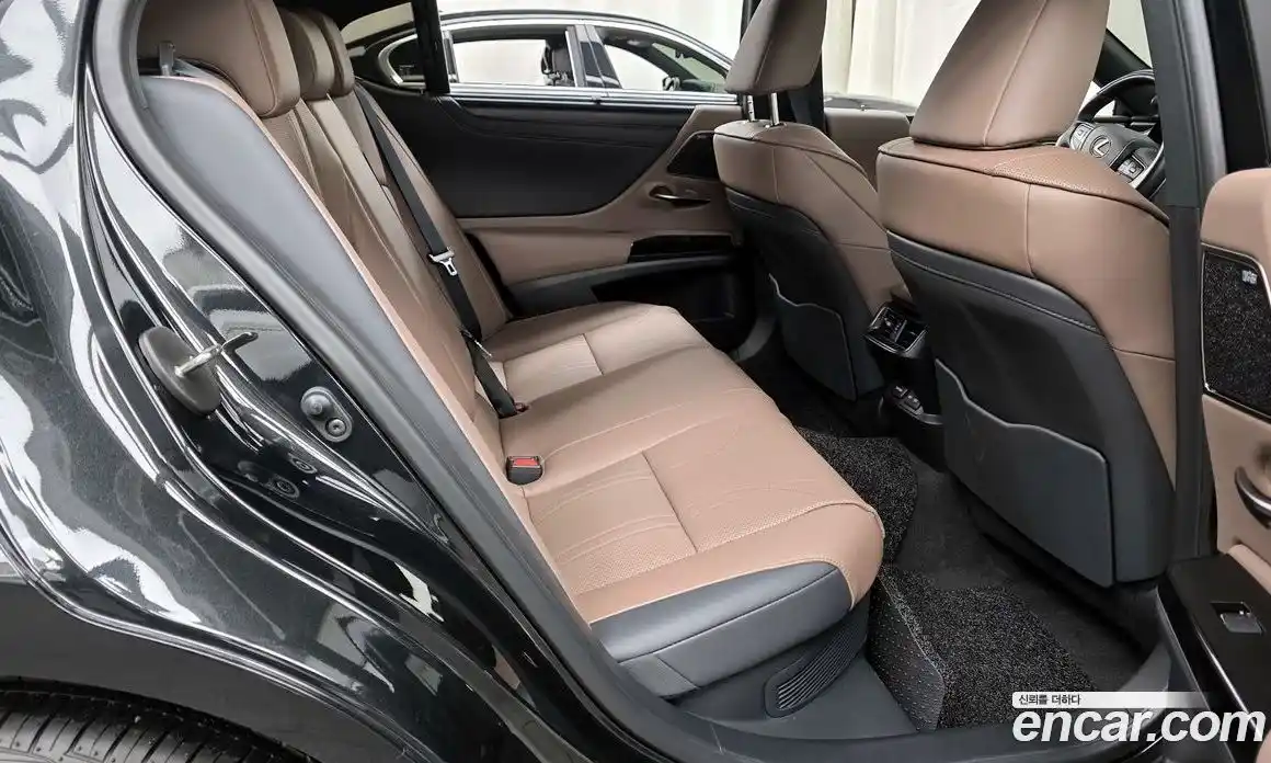 Lexus ES 2026 2.5 Автомат в Москве № 168005, фото 14