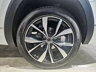 Volkswagen Atlas 2025 2.0 Автомат в Москве № 169123, миниатюра 5