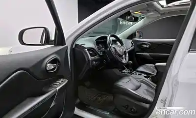 Jeep Cherokee 2021 2.4 Автомат в Москве № 169593, миниатюра 3