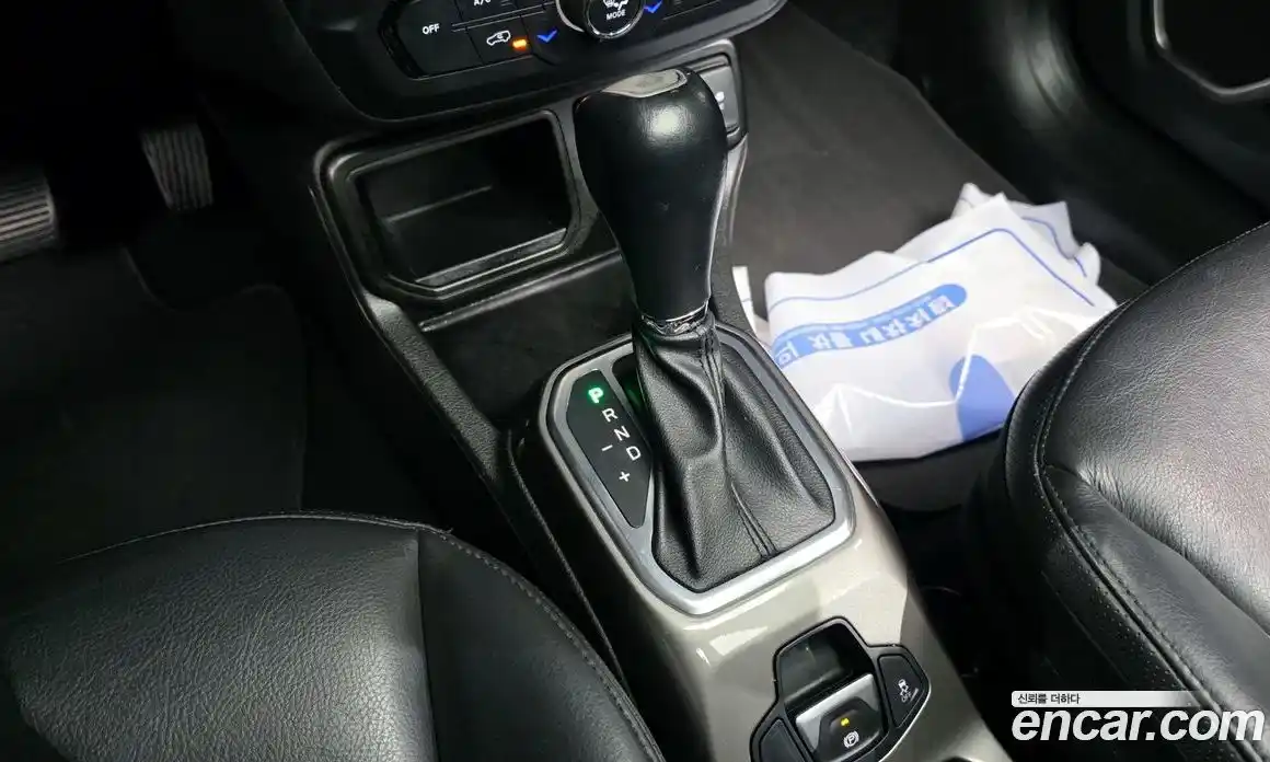 Jeep Renegade 2021 2.4 Автомат в Москве № 169754, фото 9