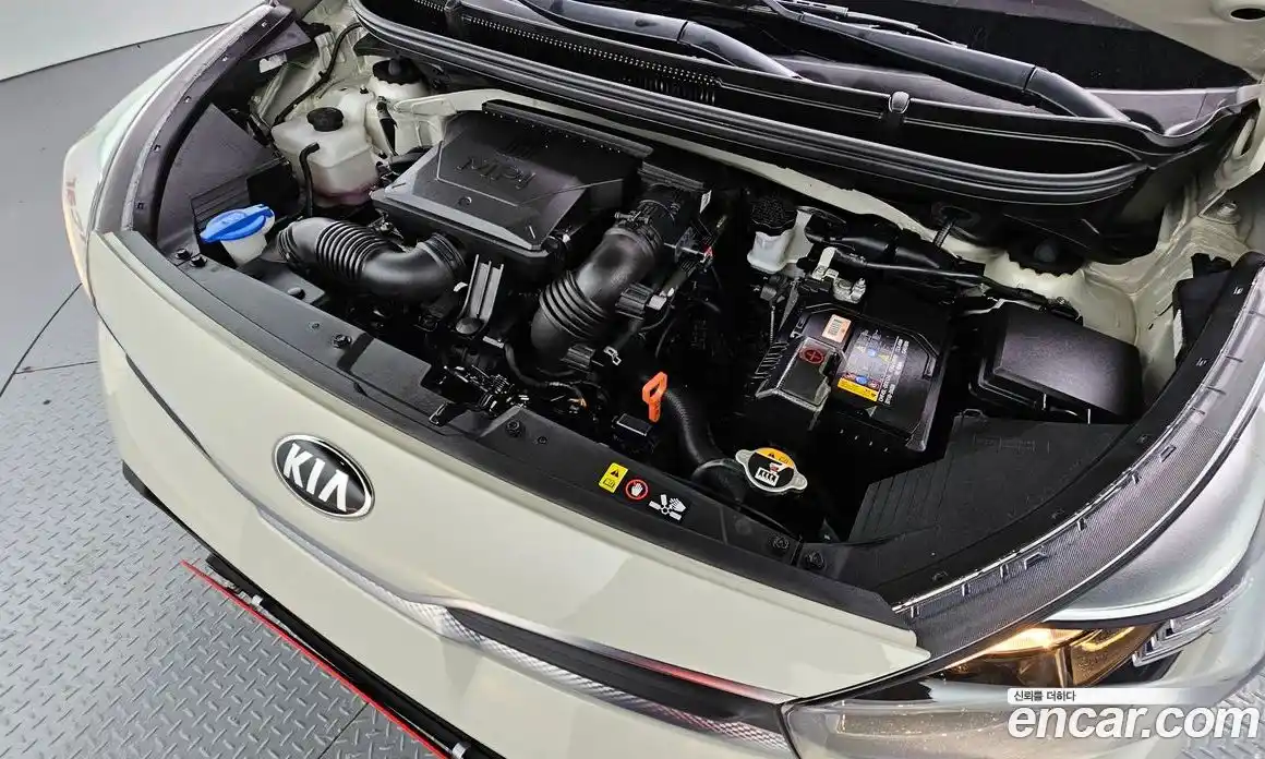 Kia Morning 2021 1.0 Автомат в Москве № 17458, фото 4