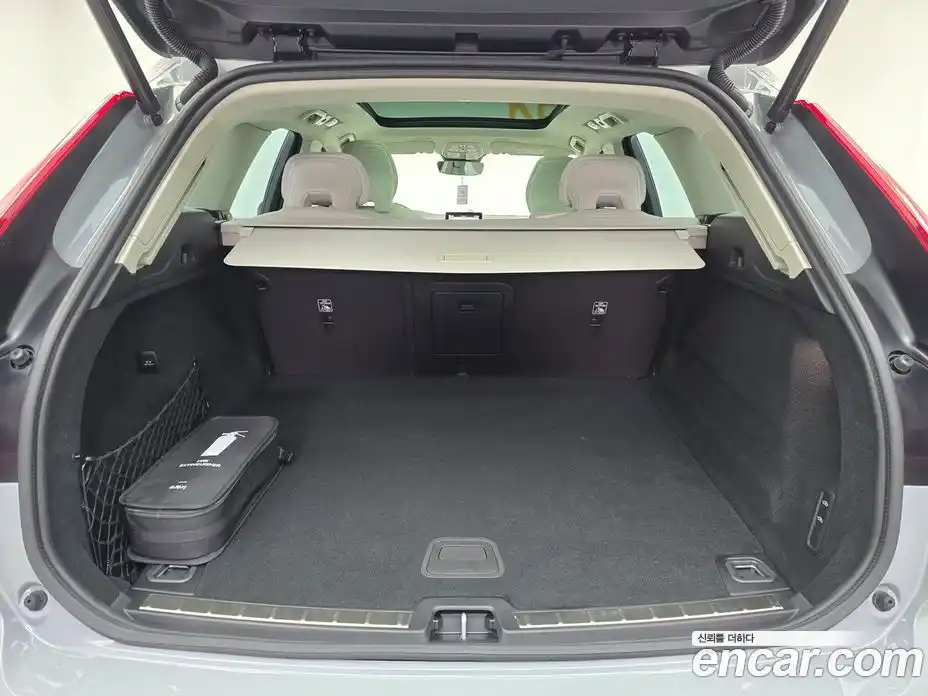 Volvo XC60 2026 2.0 Автомат в Москве № 176927, фото 20