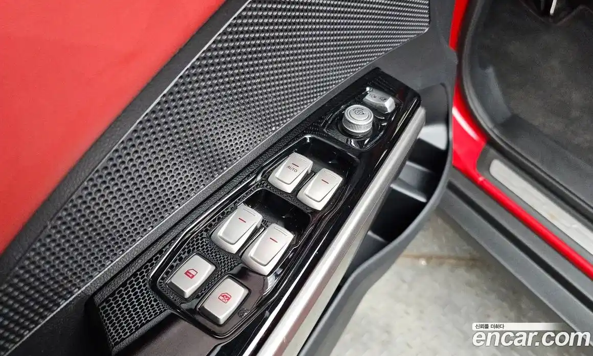 SsangYong TIBOLI 2016 1.6 Автомат в Москве № 181257, фото 13