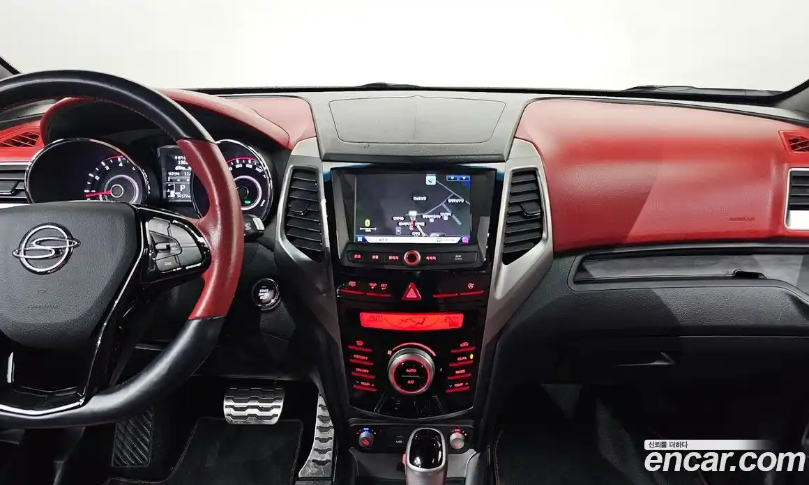 SsangYong TIBOLI 2016 1.6 Автомат в Москве № 181257, фото 16