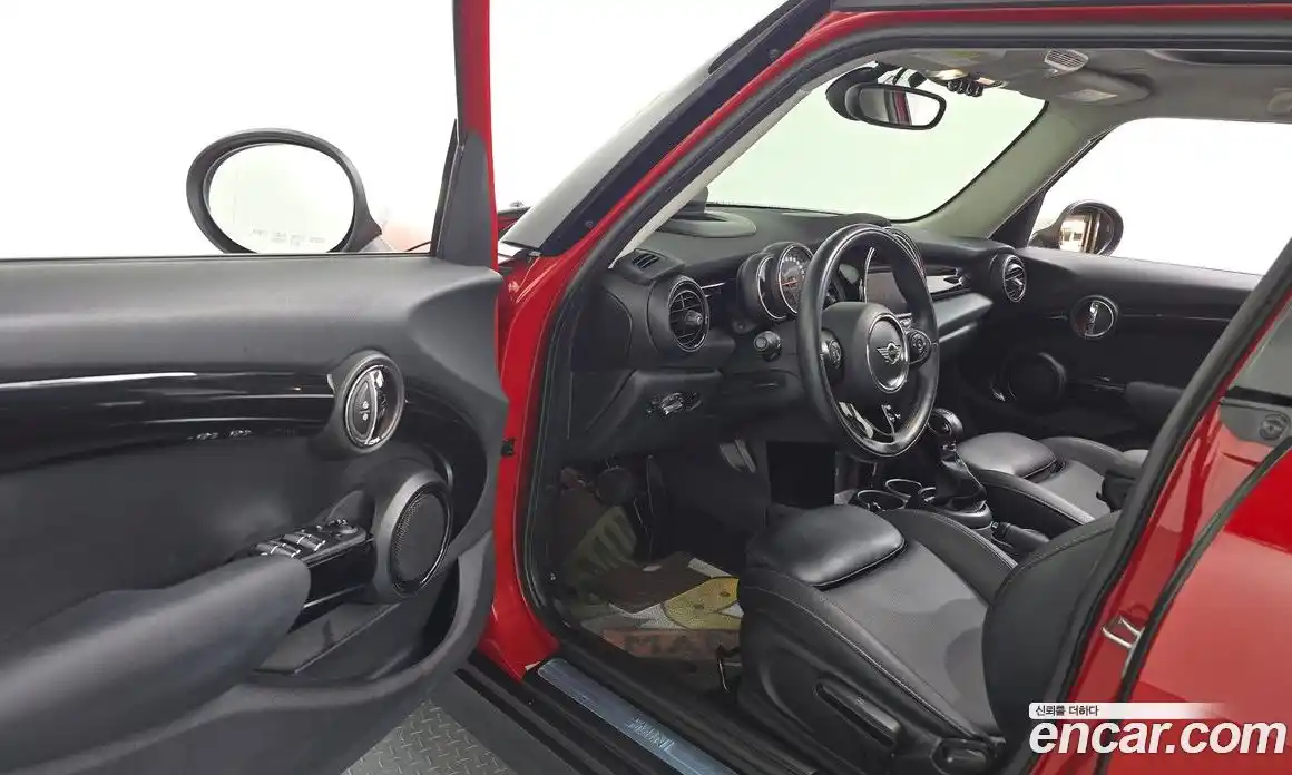 Mini Cooper 2018 1.5 Автомат в Москве № 189859, фото 11