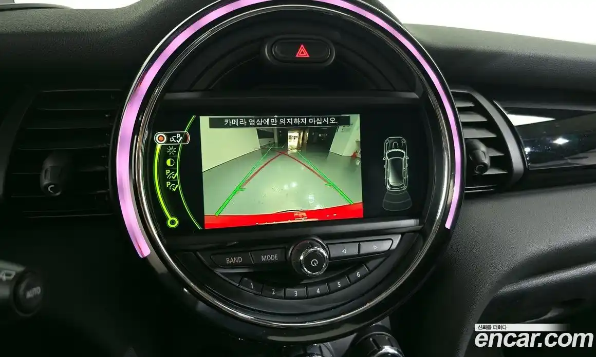 Mini Cooper 2018 1.5 Автомат в Москве № 189859, фото 15