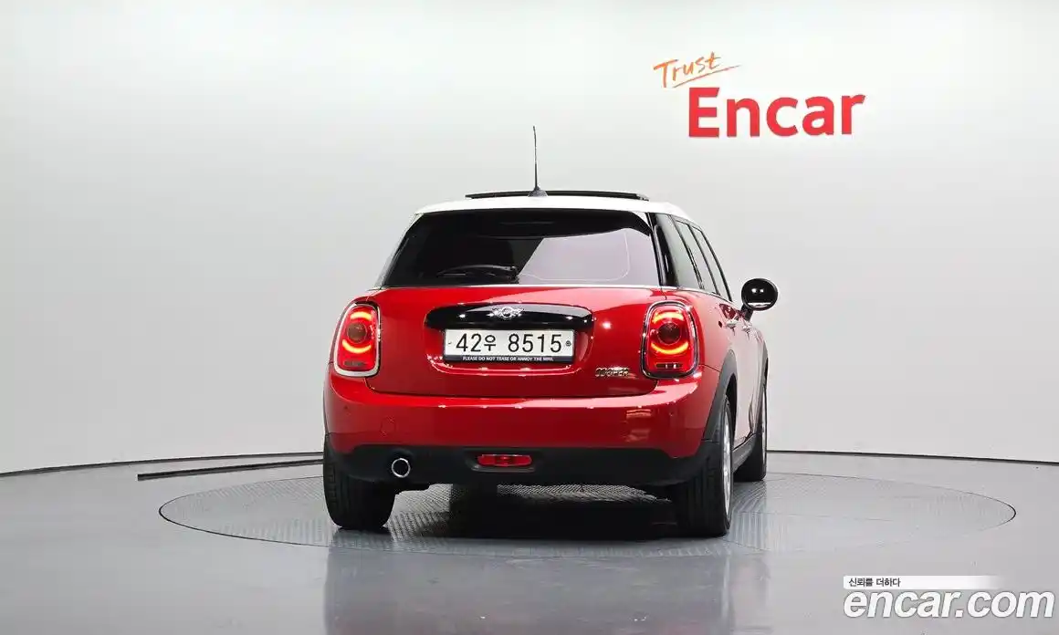 Mini Cooper 2018 1.5 Автомат в Москве № 189859, фото 4