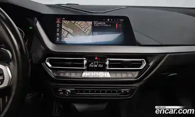 BMW 1-Series 2020 2.0 Автомат в Москве № 192921, миниатюра 2