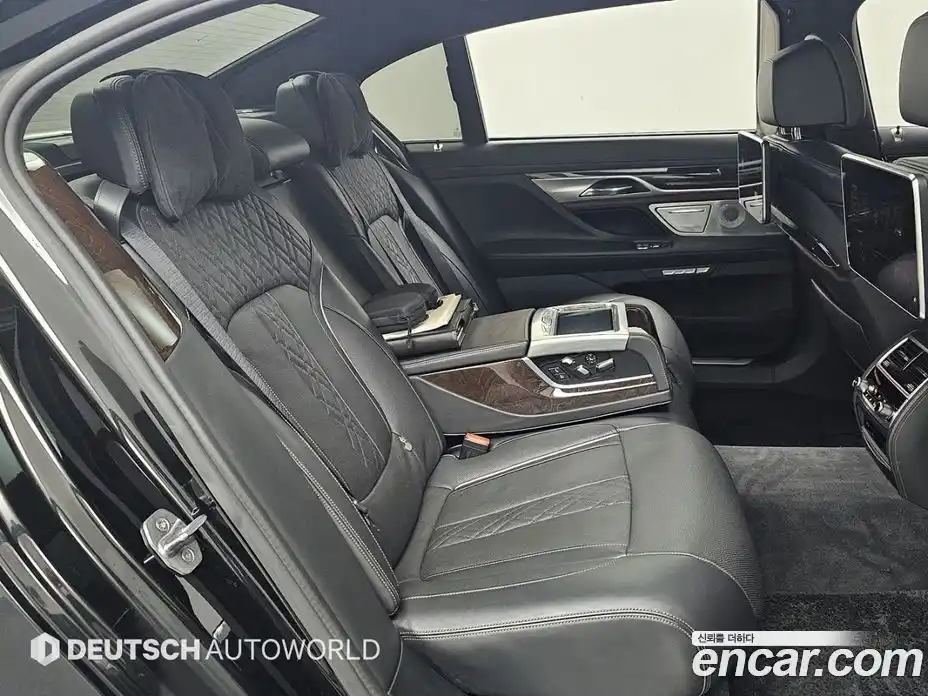 BMW 7-Series 2016 4.4 Автомат в Москве № 193294, фото 12