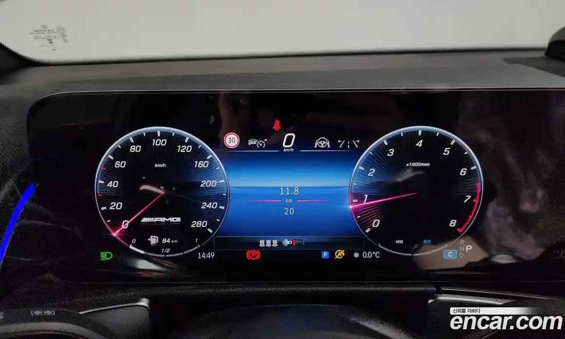 Mercedes-Benz GLB-Class 2026 2.0 Автомат в Москве № 193568, фото 8