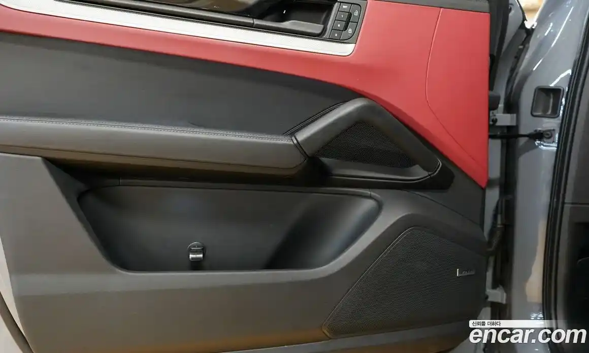 Porsche Cayenne 2024 3.0 Автомат в Москве № 197166, фото 14