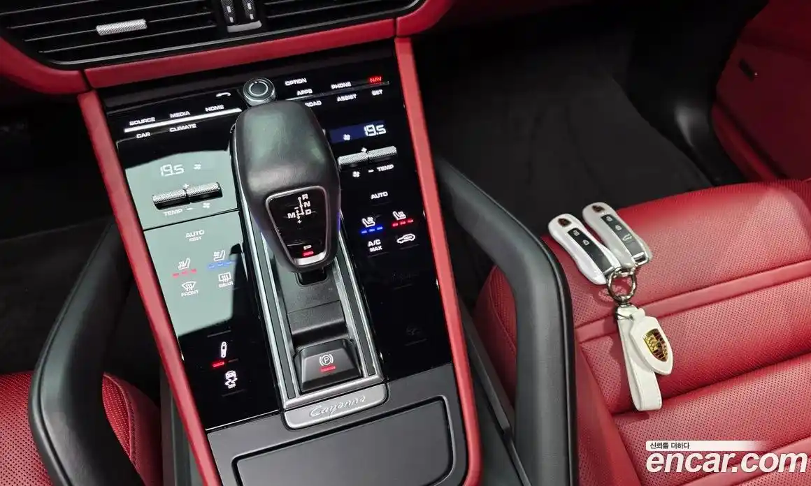 Porsche Cayenne 2021 3.0 Автомат в Москве № 197397, фото 14