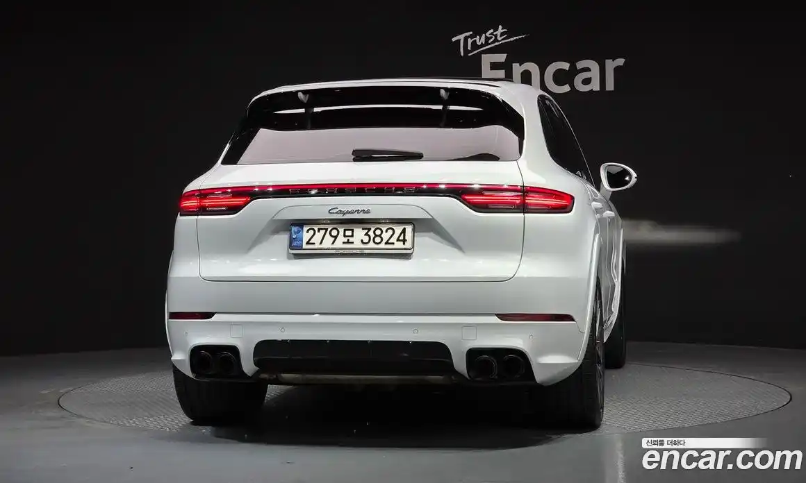 Porsche Cayenne 2021 3.0 Автомат в Москве № 197397, фото 4