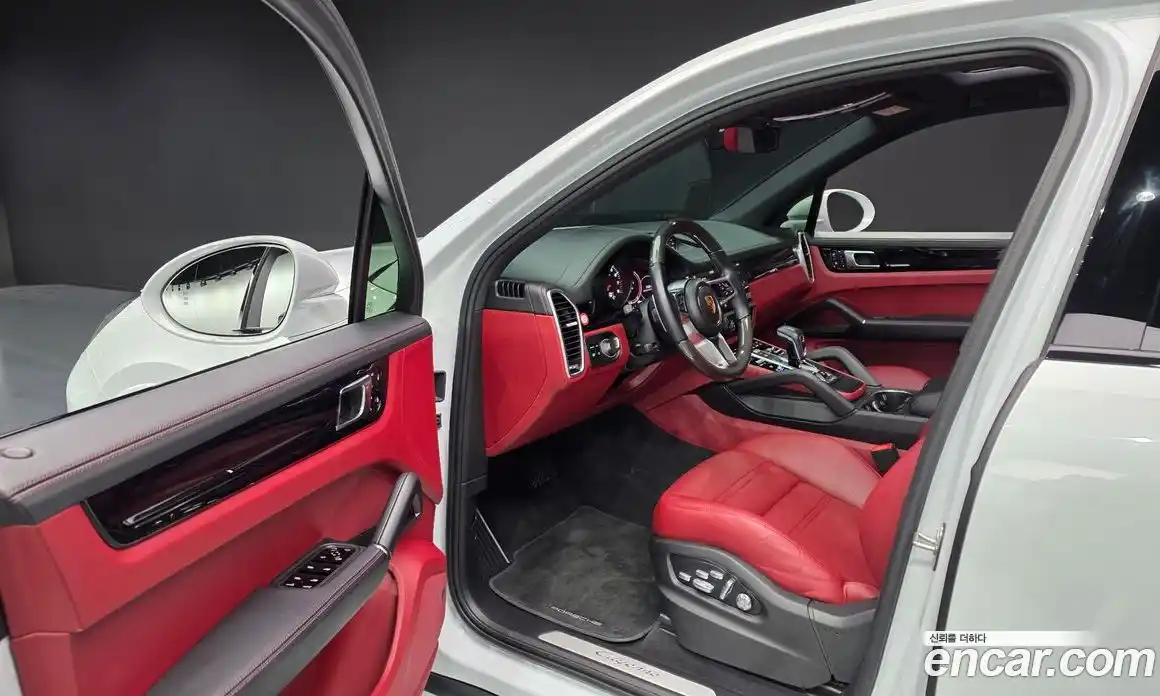 Porsche Cayenne 2021 3.0 Автомат в Москве № 197397, фото 9