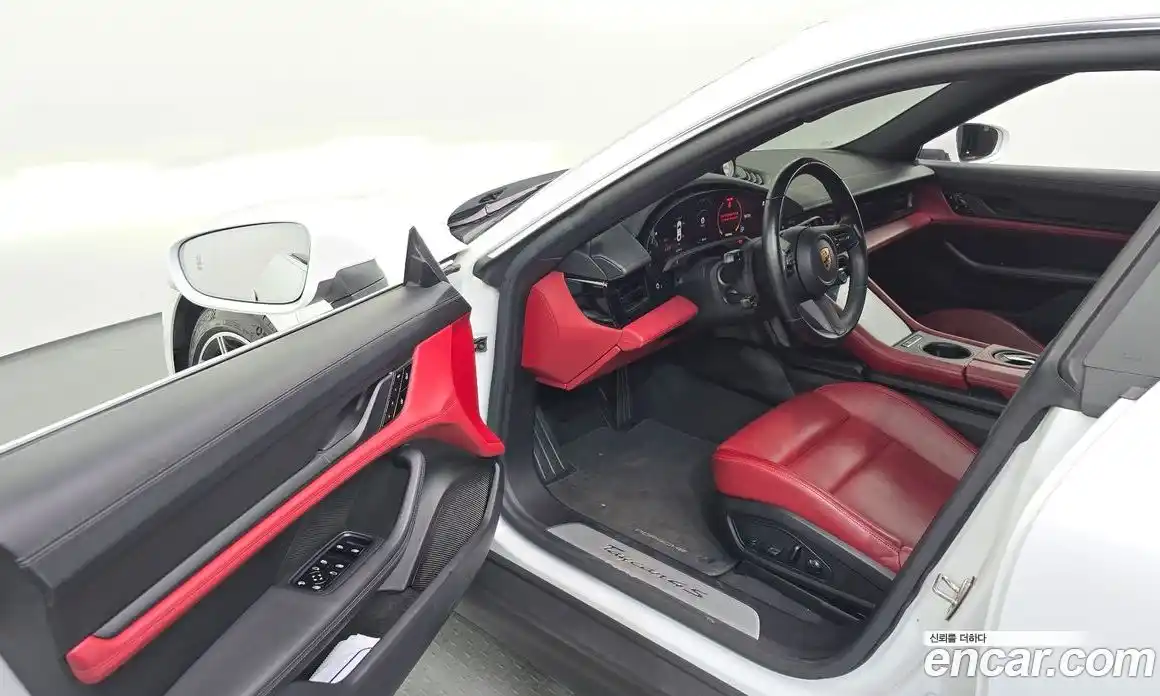 Porsche Taycan 2021 0.1 Автомат в Москве № 197500, фото 16