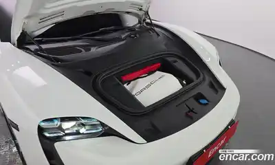 Porsche Taycan 2021 0.1 Автомат в Москве № 197500, миниатюра 2