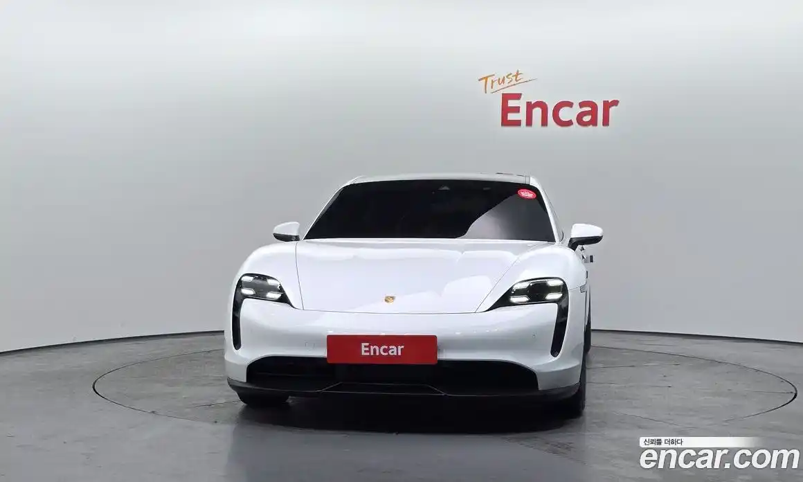 Porsche Taycan 2021 0.1 Автомат в Москве № 197500, фото 10