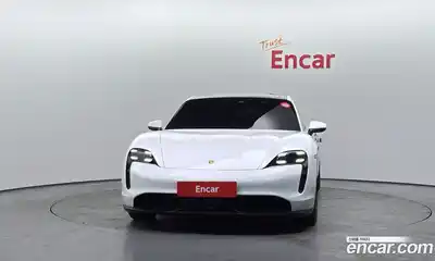 Porsche Taycan 2021 0.1 Автомат в Москве № 197500, миниатюра 10