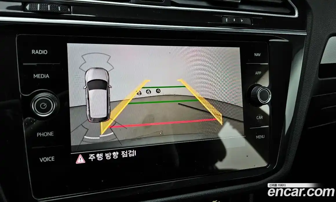 Volkswagen Tiguan 2020 2.0 Автомат в Москве № 199246, фото 16