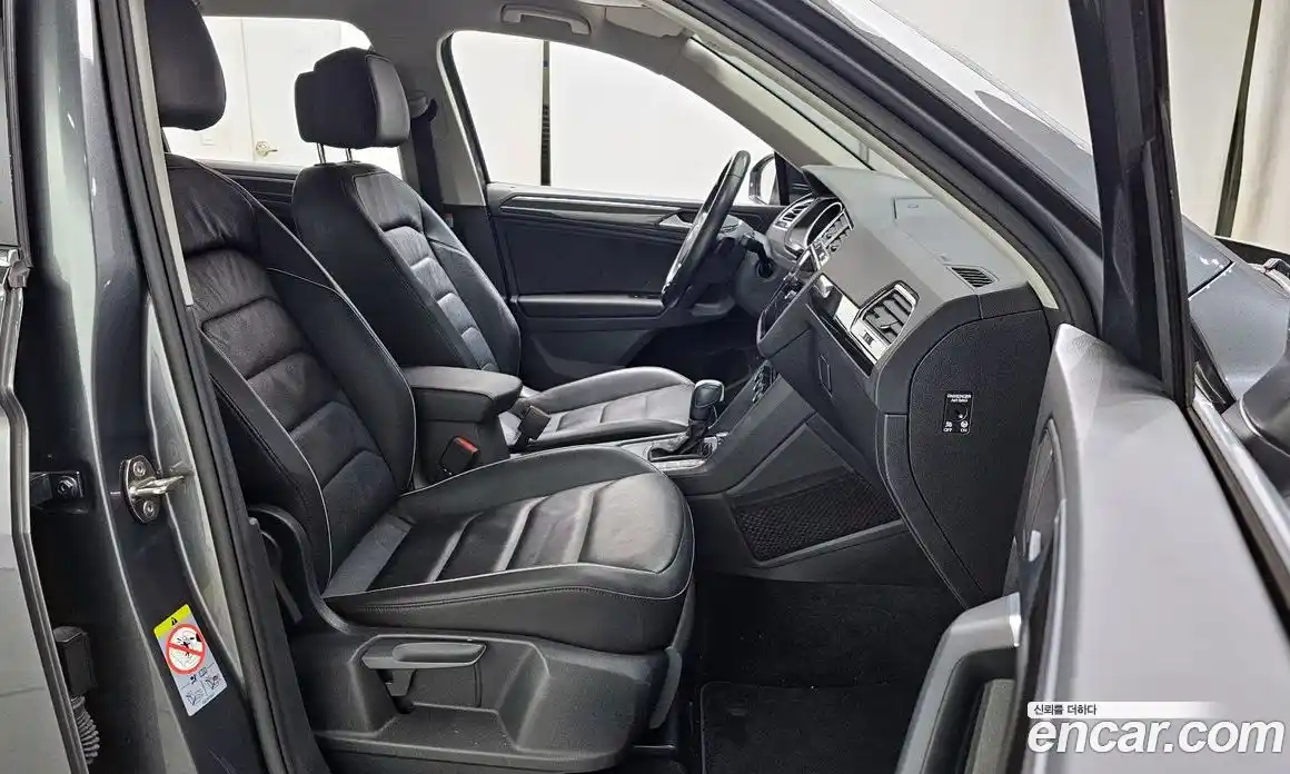 Volkswagen Tiguan 2020 2.0 Автомат в Москве № 199246, фото 10