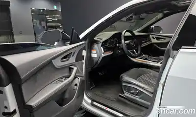 Audi Q8 2023 3.0 Автомат в Москве № 212302, миниатюра 11