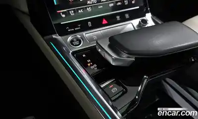 Audi e-tron 2021 0.2 Автомат в Москве № 212395, миниатюра 11