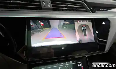 Audi e-tron 2021 0.2 Автомат в Москве № 212395, миниатюра 5