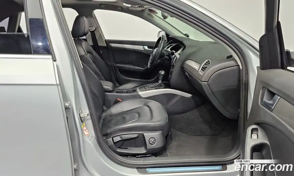 Audi A4 2011 2.0 Автомат в Москве № 212488, фото 11