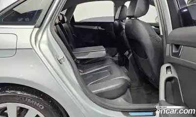 Audi A4 2011 2.0 Автомат в Москве № 212488, миниатюра 12