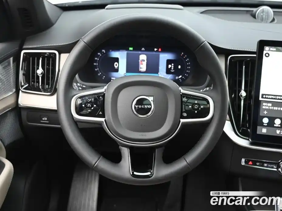 Volvo XC90 2026 2.0 Автомат в Москве № 212777, фото 13