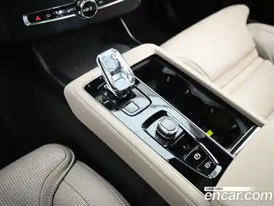 Volvo XC90 2026 2.0 Автомат в Москве № 212777, миниатюра 9