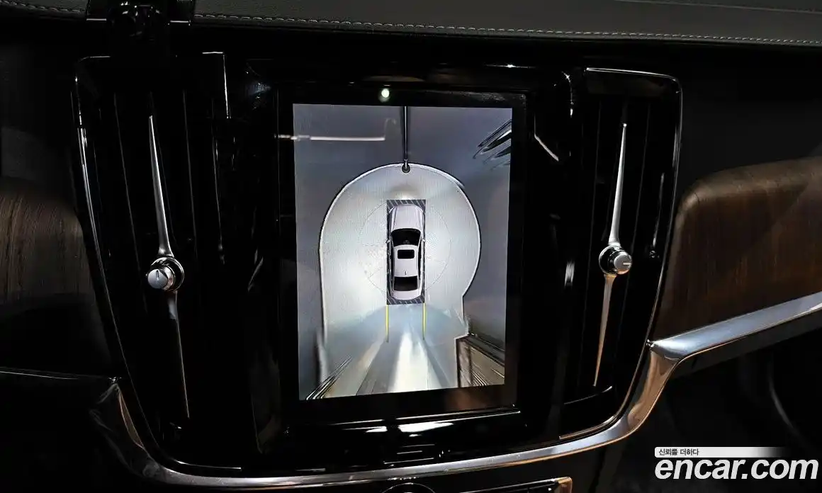 Volvo S90 2023 2.0 Автомат в Москве № 212896, фото 20