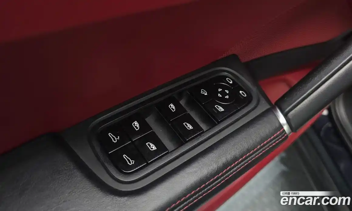 Porsche Cayenne 2021 3.0 Автомат в Москве № 213188, фото 17