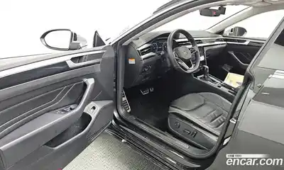 Volkswagen Arteon 2022 2.0 Автомат в Москве № 214952, миниатюра 11